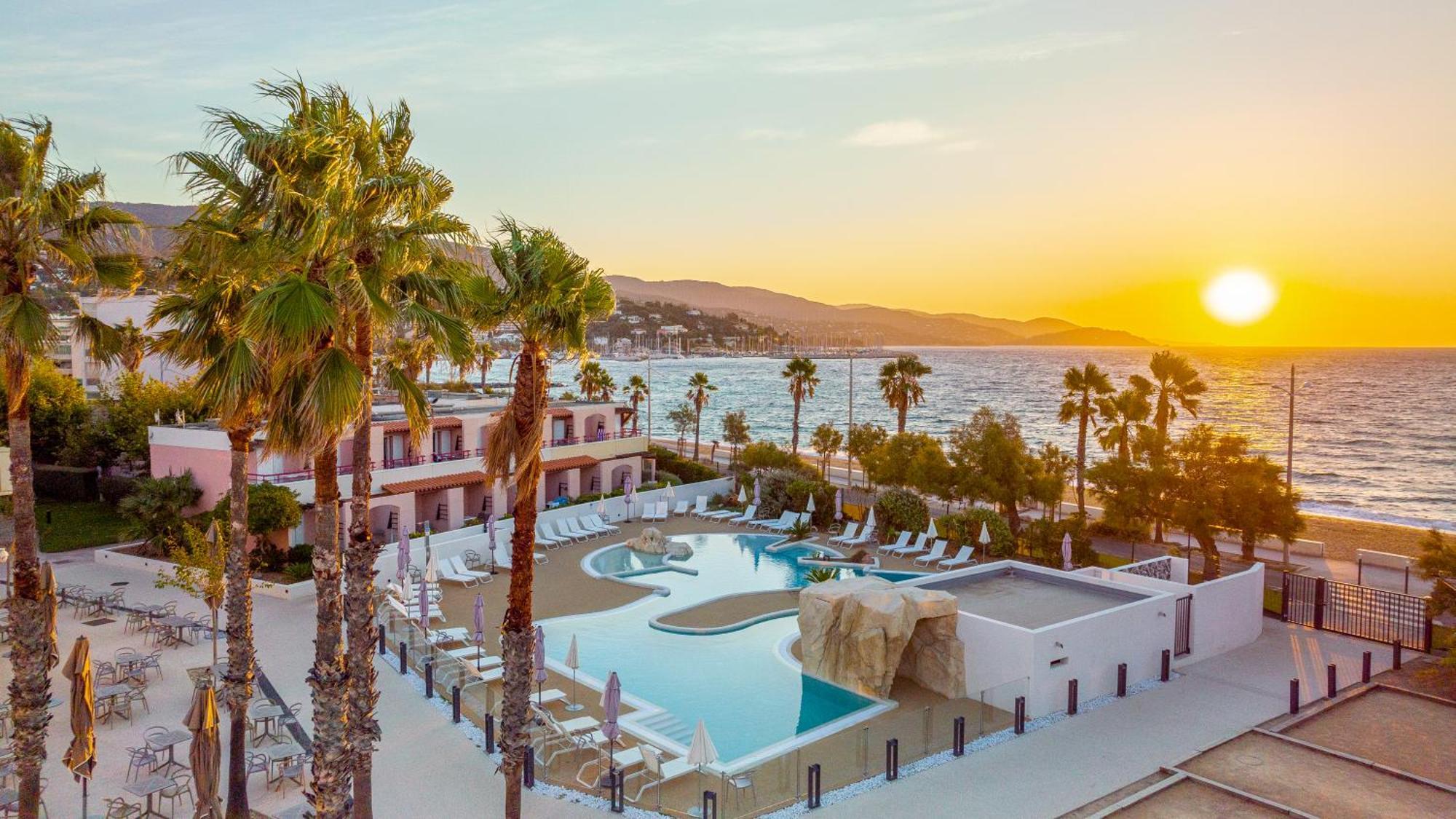 Kaliope Hotel & Residence By Oustal Del Mar Le Lavandou Zewnętrze zdjęcie