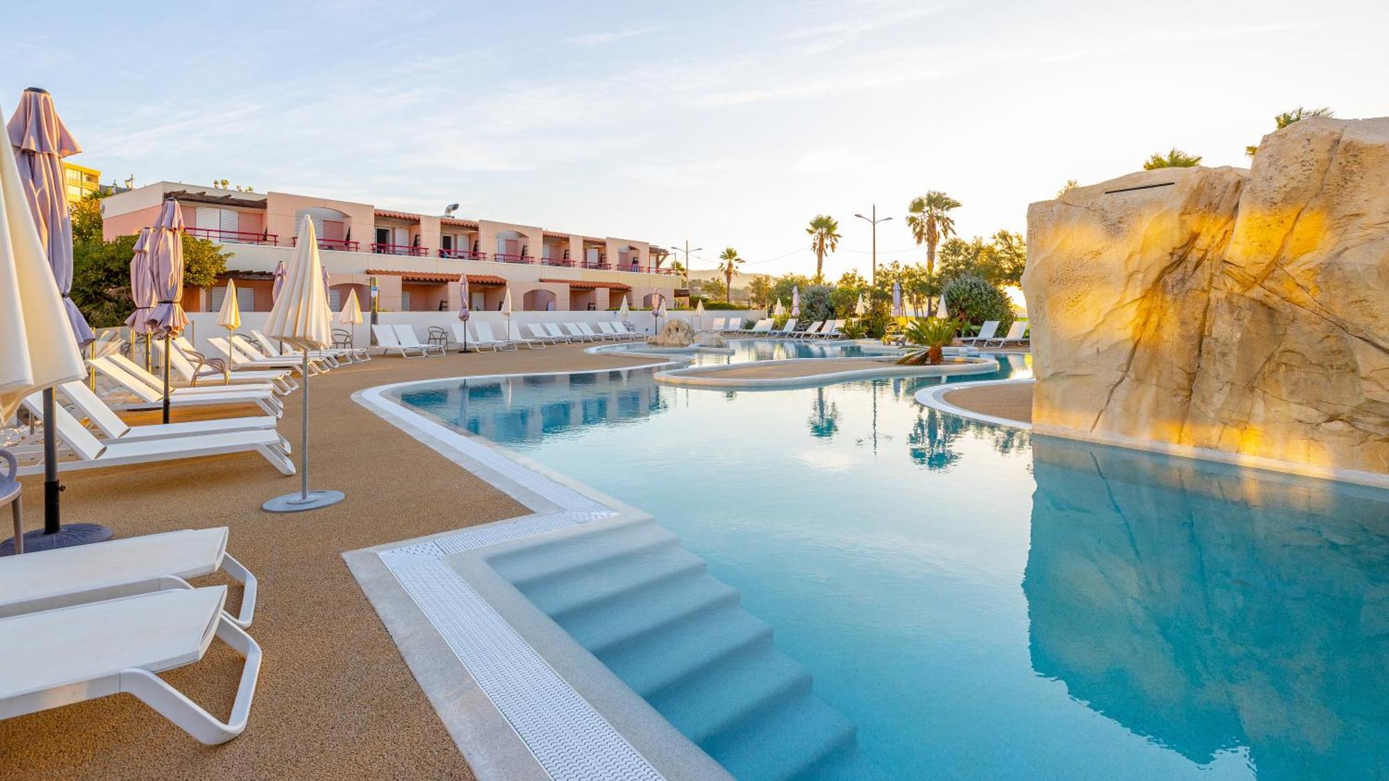 Kaliope Hotel & Residence By Oustal Del Mar Le Lavandou Zewnętrze zdjęcie