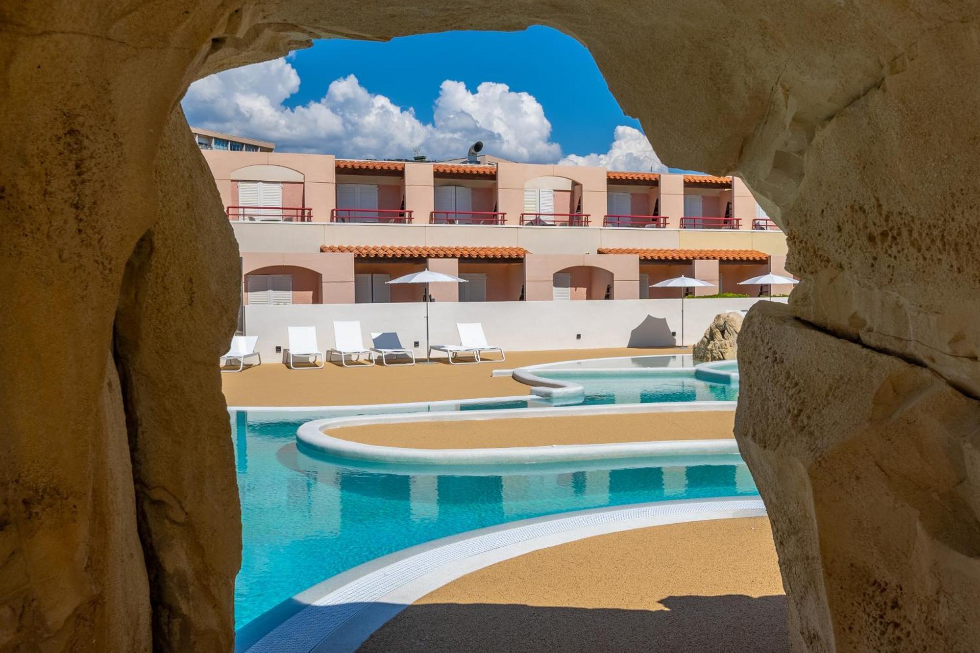 Kaliope Hotel & Residence By Oustal Del Mar Le Lavandou Zewnętrze zdjęcie